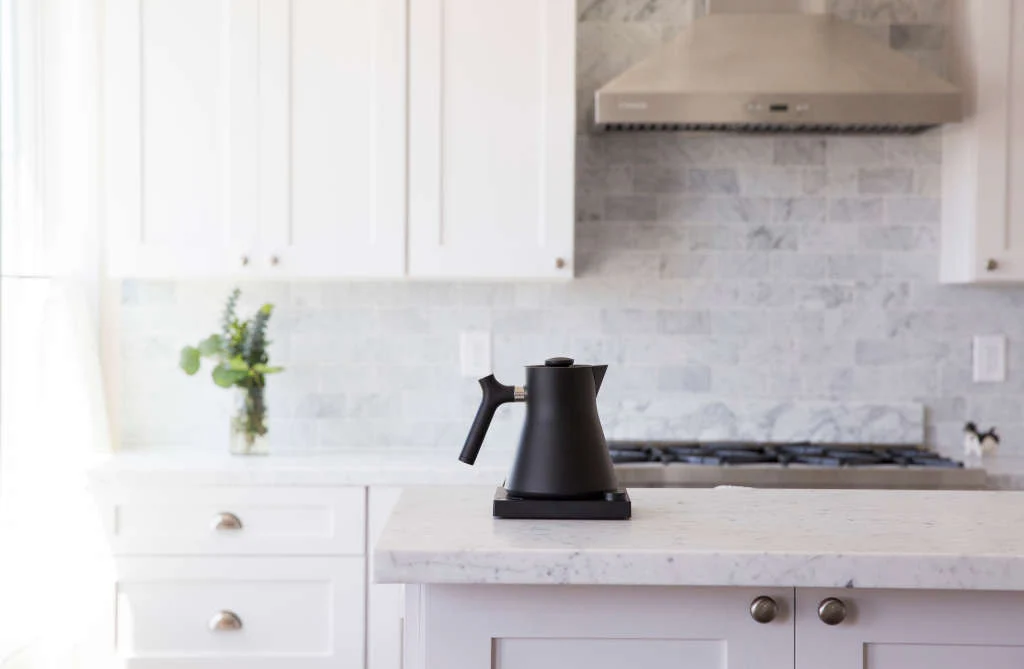 Fellow Corvo EKG Electric Kettle with Variable temperature control, 0.9 L Capacity - Image 5